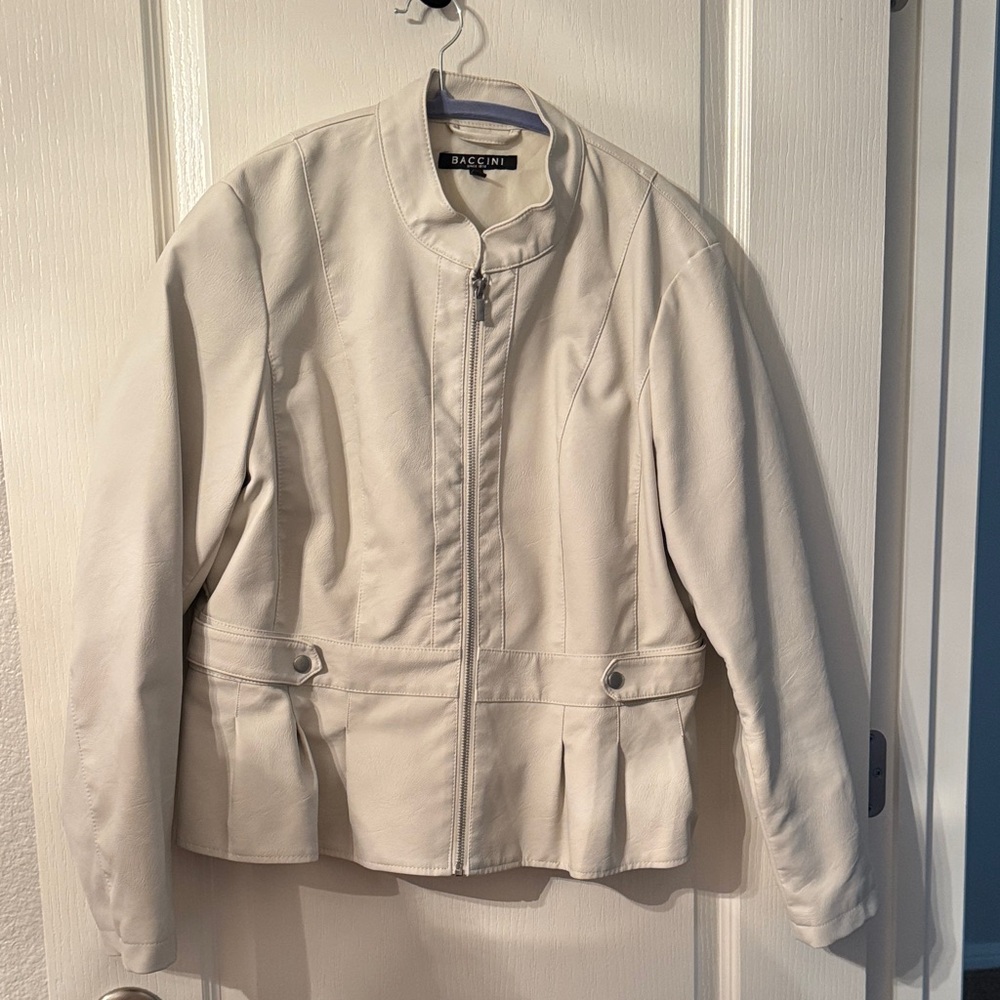 Baccini Women's Off-White Leather Jacket
